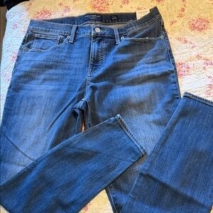 Lucky Brand High Rise Women's Jeans in Denim Blue